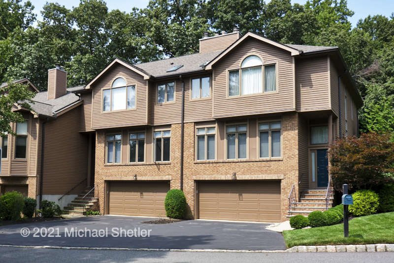 Lakevuew Townhomes 